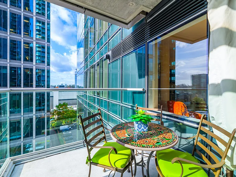 500 106th Ave NE #1013 — Photo 21