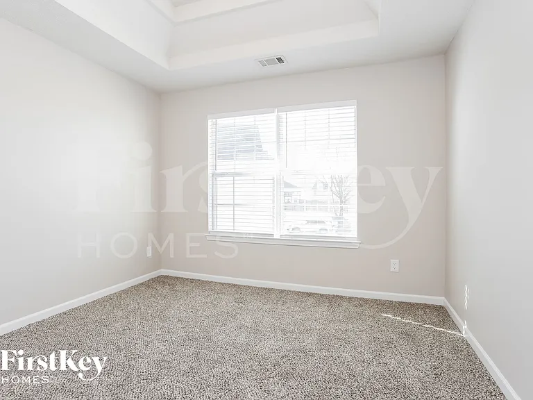 1688 Rice Sq — Photo 10