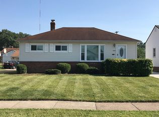 2983 Alden Dr, Parma, OH