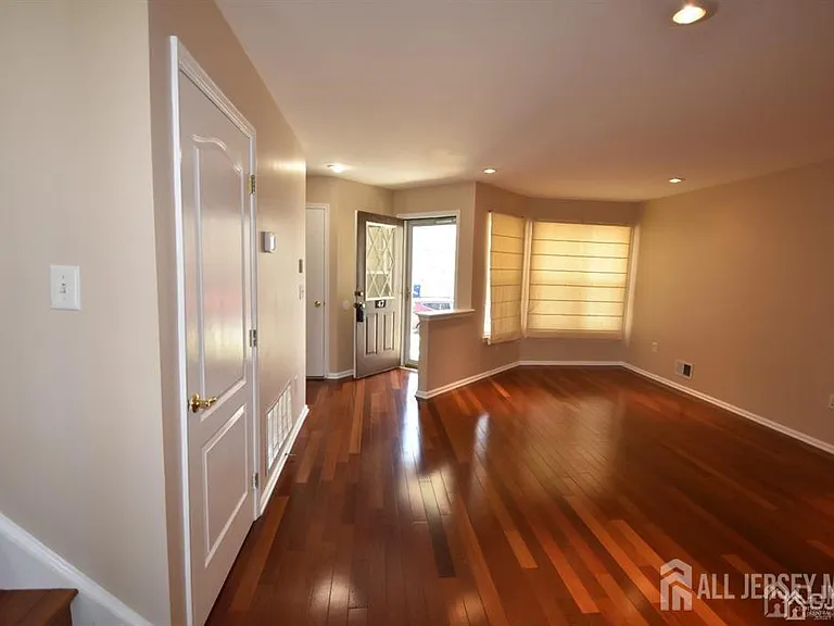 47 Jared Dr — Photo 11
