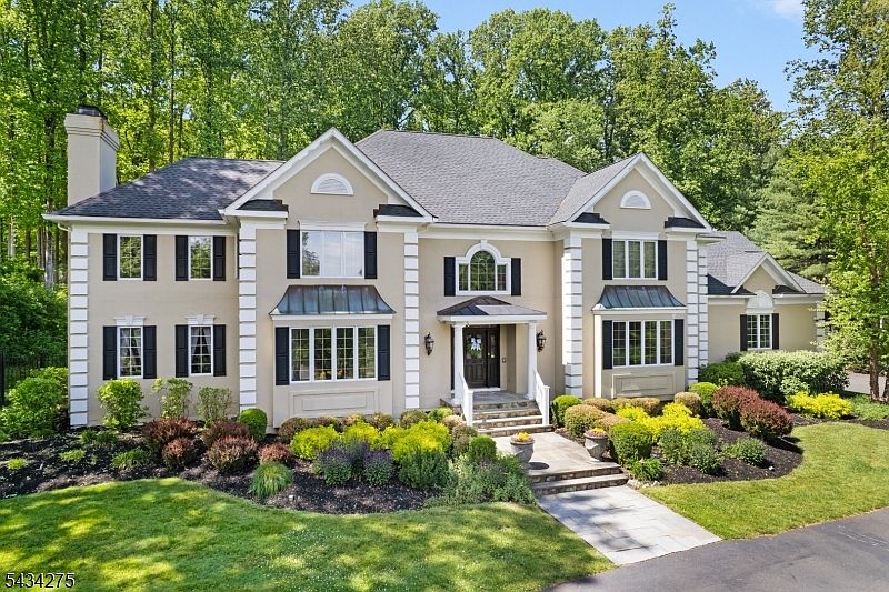 1st image of 7 Chilton Rd