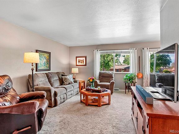 2nd image of 454 W Acoma Drive