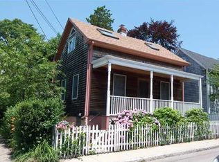 20 McAllister St, Newport, RI 02840