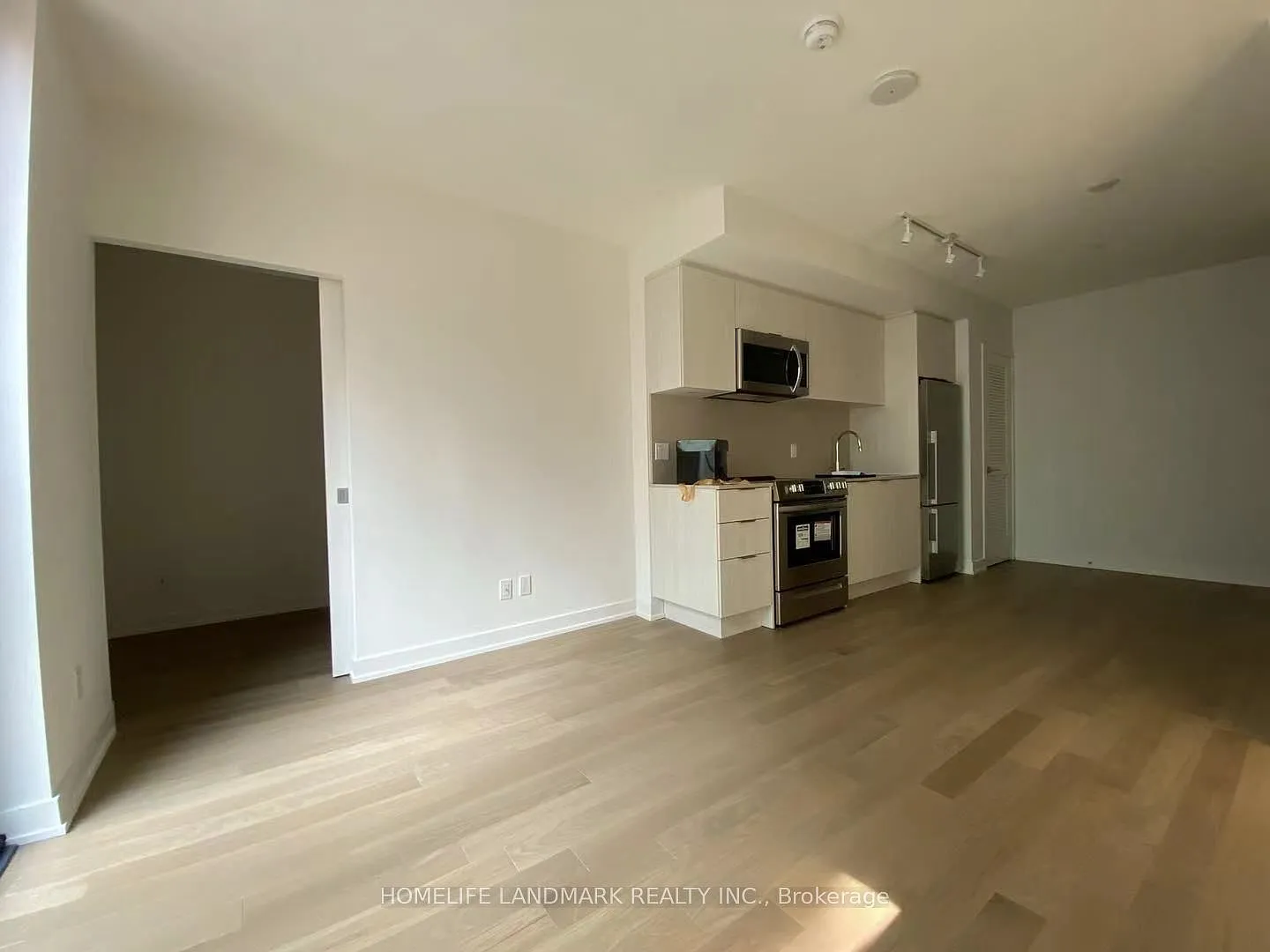 1 bed, $2,450 — Photo 2