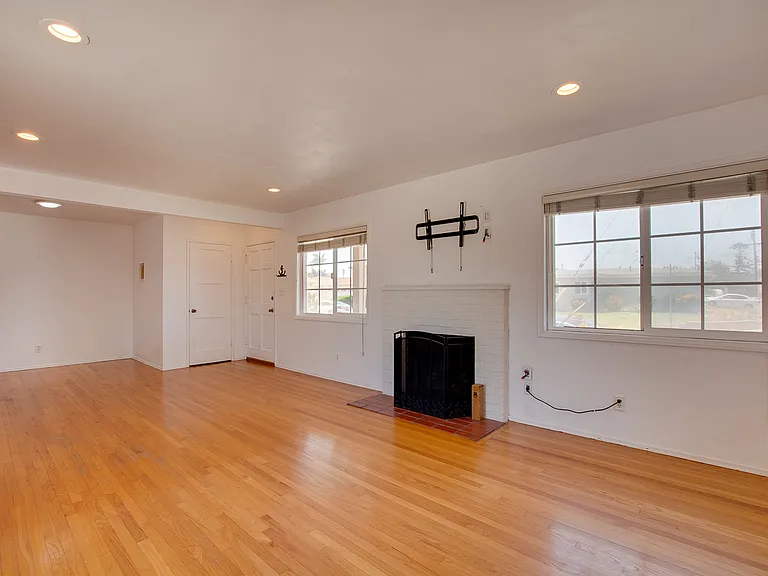 5015 Art St — Photo 4