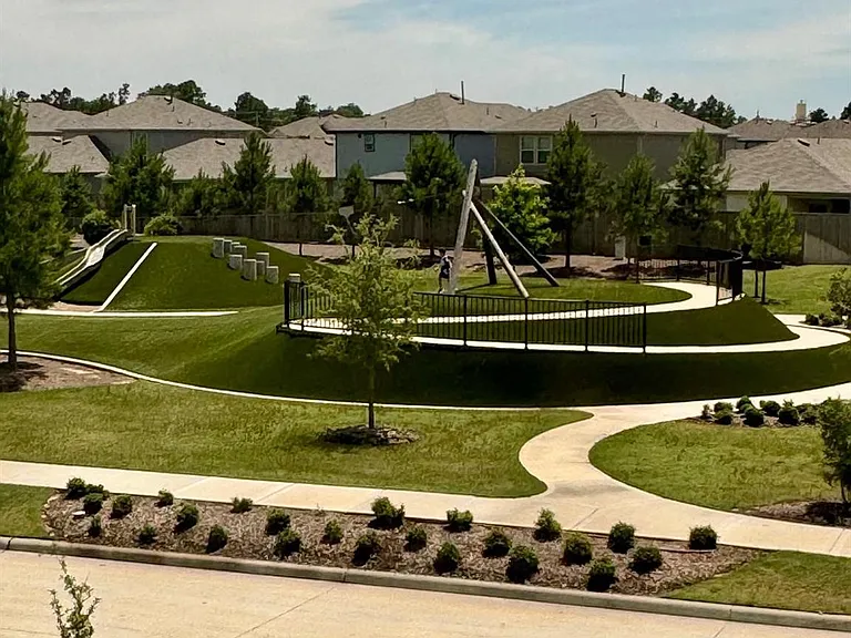 15357 Dapple Bluff Ln — Photo 17
