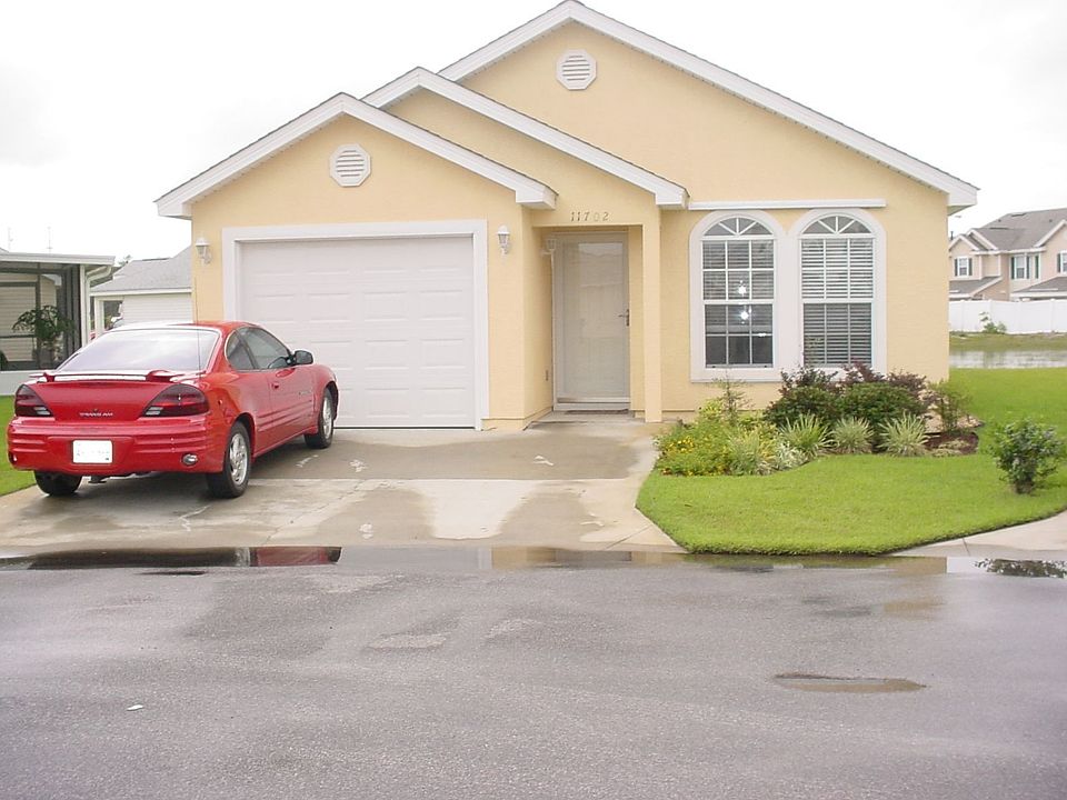 Gret home on quiet cul-de-sac