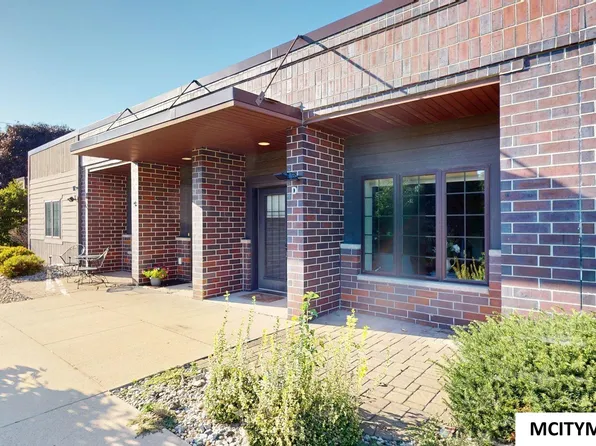 805 3rd Ave S, Clear Lake, IA 50428