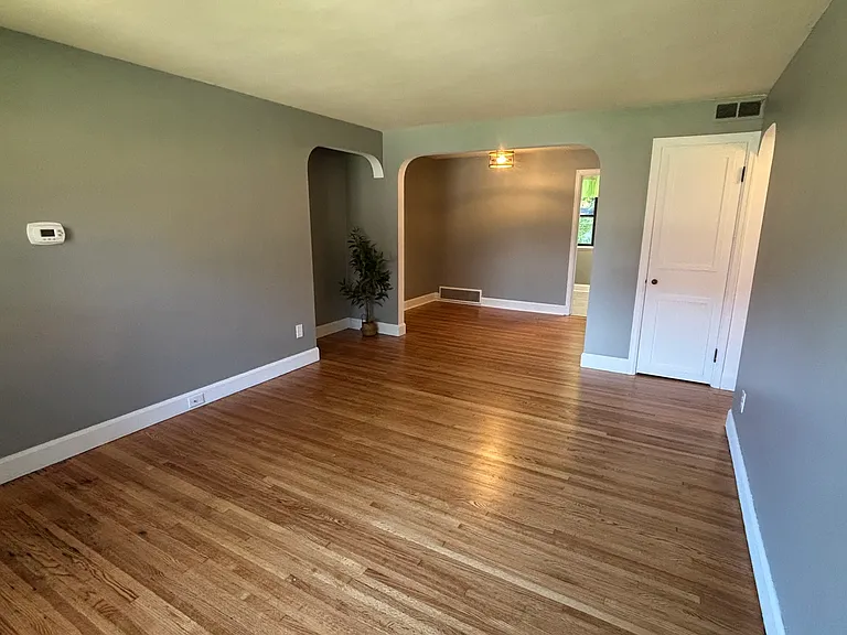 3901 Main St #8A — Photo 1