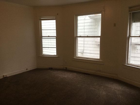 2nd image of 1708 W Ayres Ave