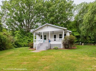 1335 Upper Brush Creek Rd, Fairview, NC 28730