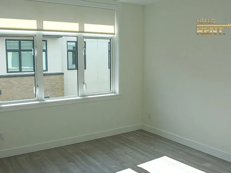 2035 Glenaire Dr #259 — Photo 13