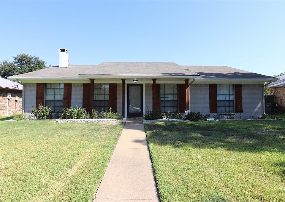 1st image of 2207 Bowie Dr