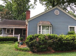 32 Club Dr, Greenville, SC 29605