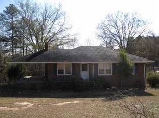 412 Siloam Church Rd, Greenwood, SC 29646