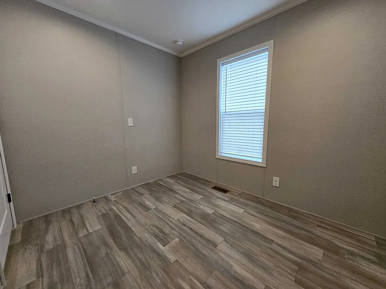 29800 Guilford Cir #460 — Photo 17