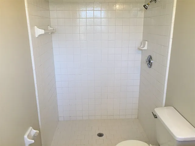 3305 Secret Isle Ln — Photo 11