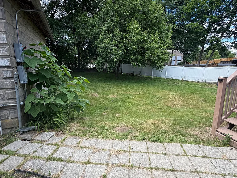 76 Heywood St #2 — Photo 15