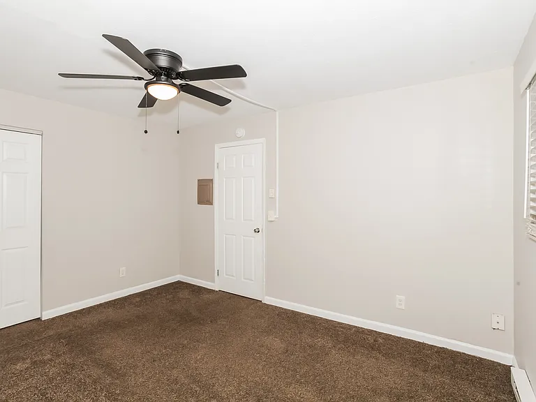 3611 Schwartze Ave #3 — Photo 12