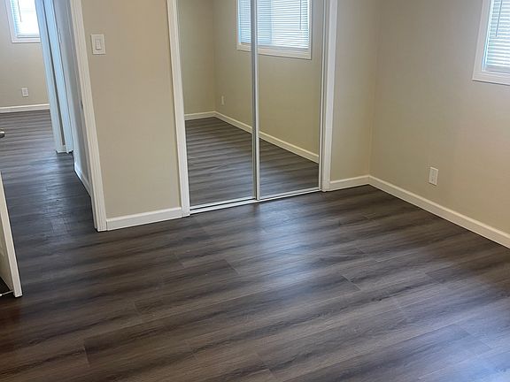 4th image of 10100 S Vermont Ave APT 2