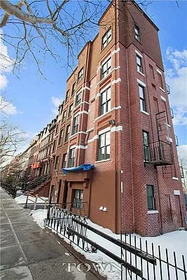 Rented by Town Residential | media 79