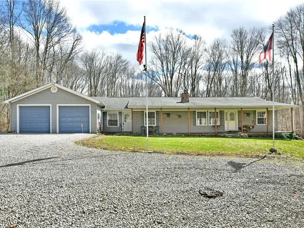 2872 Five Points Hartford Rd, Fowler, OH 44418