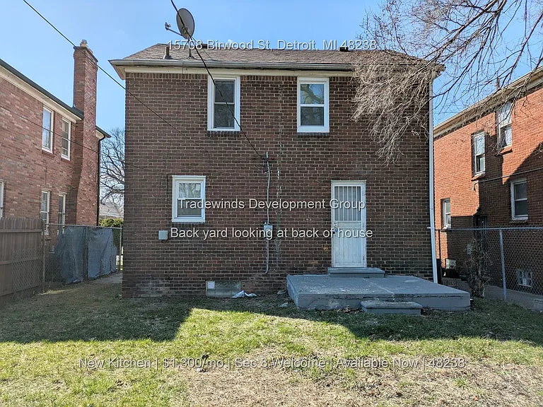 15708 Birwood St — Photo 10