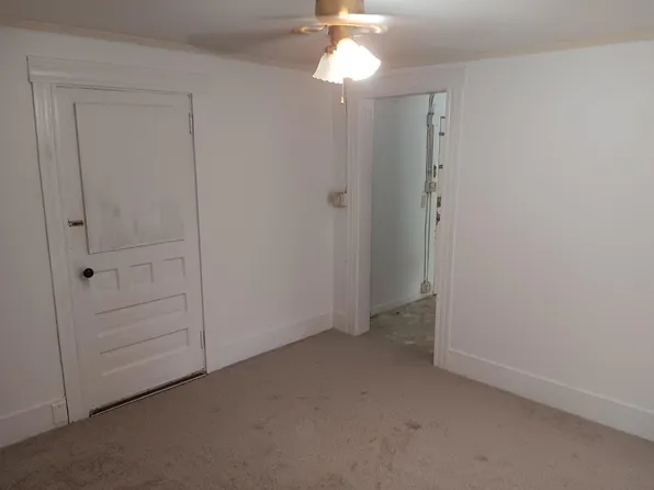 65 Elm St #7, Berea, KY 40403