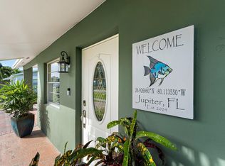 1009 Mohican Blvd, Jupiter, FL 33458