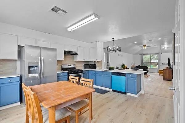 5915 Shining Leaf Ct — Photo 13
