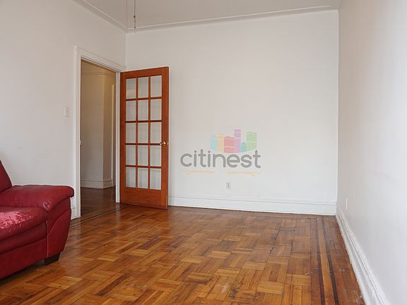 5th image of 601 40th St #Cc1ne