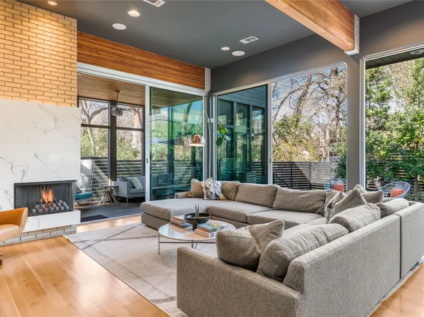 830 Kessler Woods Trl, Dallas, TX 75208