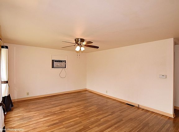 2nd image of 502 N Westlawn Ave