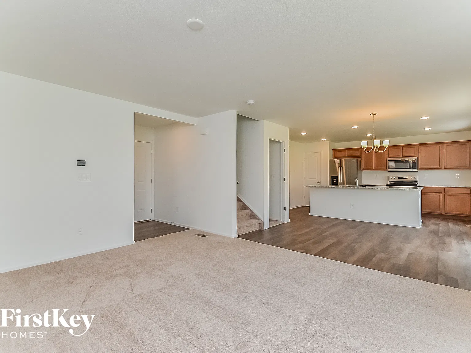 3 bed, 2.5 bath, 1383 sqft, $2,675 — Photo 3
