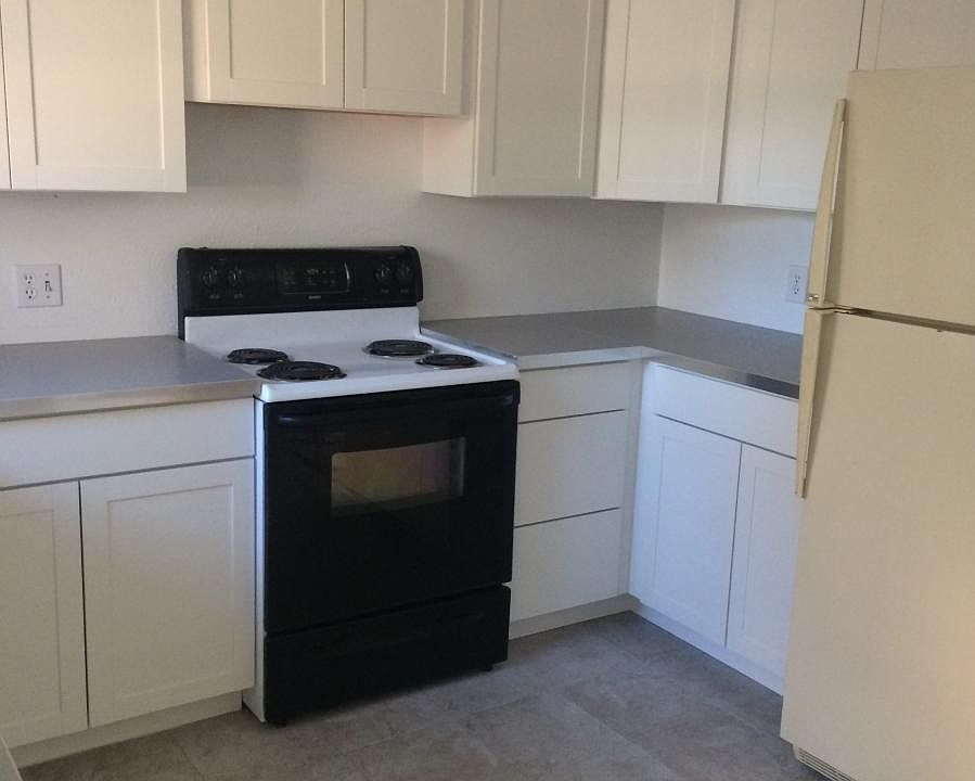 New Kitchen, cabinets and flooring! 