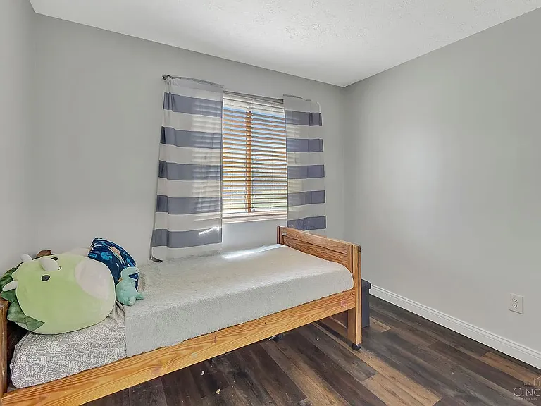 8187 Woodward Dr — Photo 9