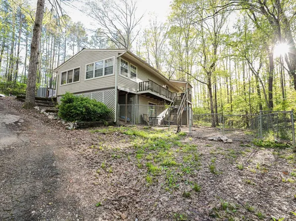 2215 Gwin Ln, Benton, AR 72019