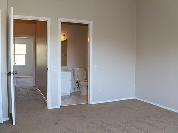 3rd image of 6005 Bayside Key Dr