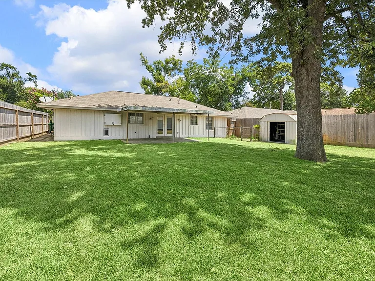 4509 Libbey Ln — Photo 12