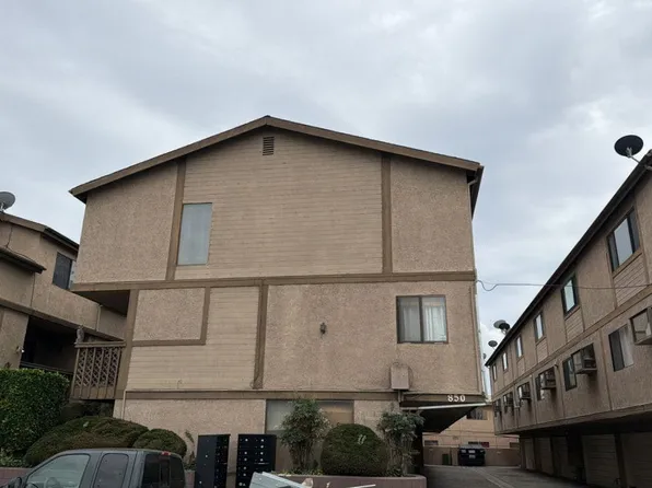 850 W 157th St APT 17, Gardena, CA 90247