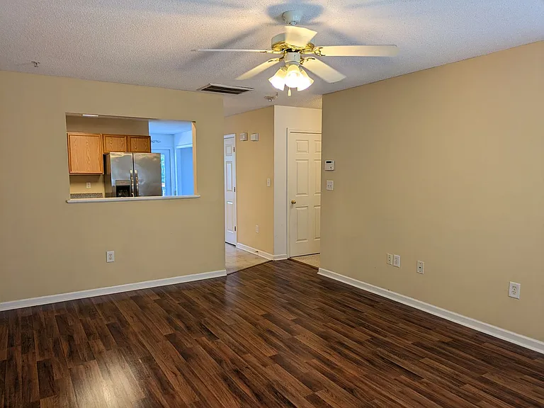 119 Steam Engine Dr #203 — Photo 2