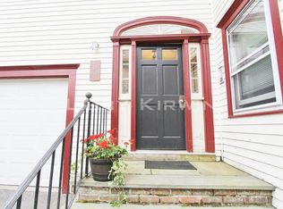 31 Franklin St #2, Newport, RI 02840