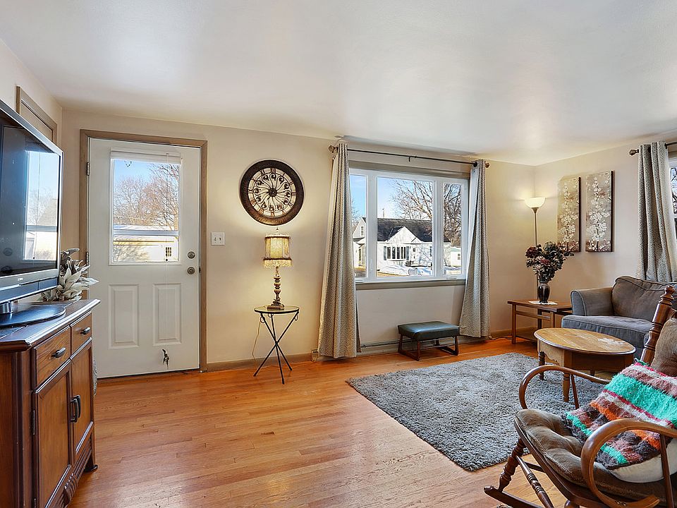 829 Stony Brook Ln, Green Bay, WI 54304 Zillow