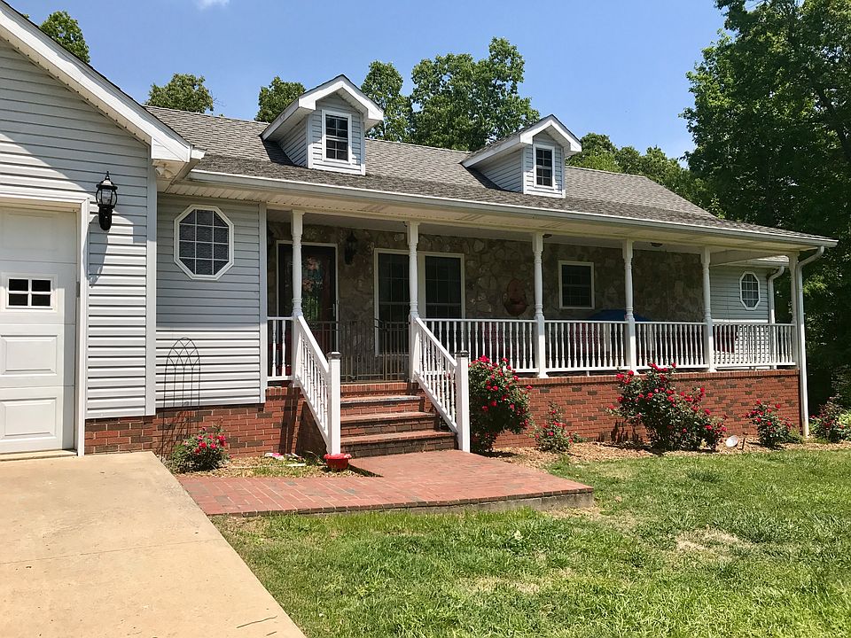 1st image of 375 Henderson Ln