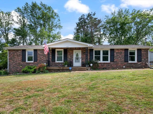 208 Bass Dr, Mount Juliet, TN 37122