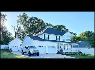 7796 Prince Dr, Ooltewah, TN 37363