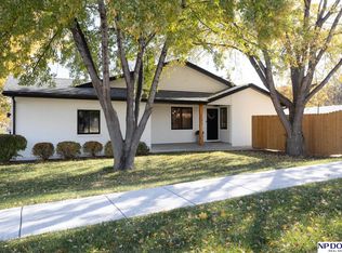 1801 Normandy Ln, Lincoln, NE 68512