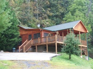 454 Shallowford Rd, Laurel Springs, NC 28644