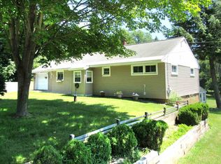 820 Bay Rd, Queensbury, NY 12804