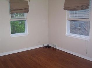 2717 W Rascher Ave, Chicago, IL 60625